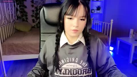 Mina online show from October 20, 10:40 am