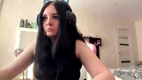 mindimehaffy online show from March 18, 12:21 pm