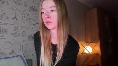 Amelia online show from November 2, 6:33 pm