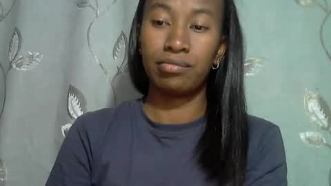 minouch211907 online show from March 13, 5:14 pm