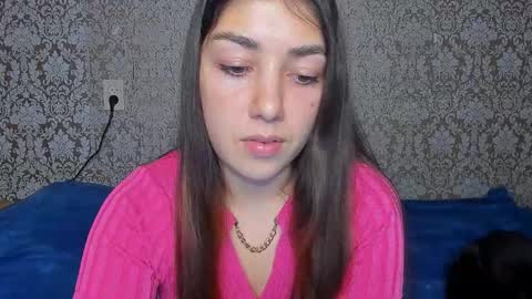 Snapshot of mira_bloempje chatting on October 5, 7:08 pm Mira online show from October 5, 7:08 pm
