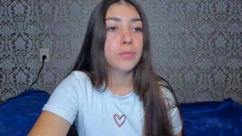 Snapshot of mira_bloempje chatting on October 3, 6:57 pm Mira online show from October 3, 6:57 pm