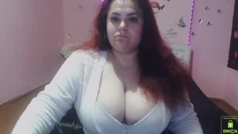 mira_cle_ online show from June 25, 8:18 am