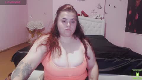 mira_cle_ online show from July 29, 7:52 am
