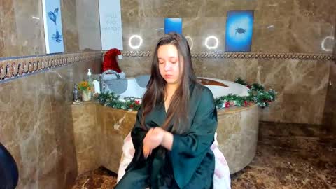 Snapshot of mira_karter chatting on January 18, 1:52 am Mira online show from January 18, 1:52 am