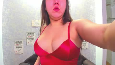 Snapshot of mira_karter chatting on February 16, 1:38 am Mira online show from February 16, 1:38 am