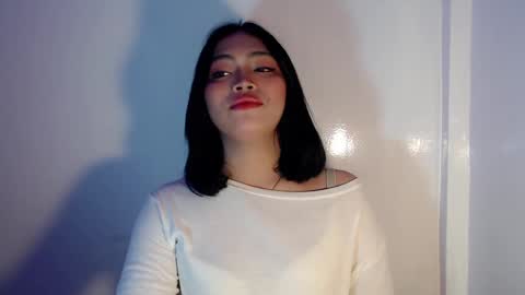 Snapshot of mira_luna222 chatting on February 7, 5:07 pm Mira Bella online show from February 7, 5:07 pm