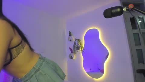 mirada_infinitaa online show from November 28, 1:52 am