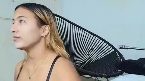 Snapshot of miranda_villa chatting on October 14, 1:14 pm Miranda online show from October 14, 1:14 pm