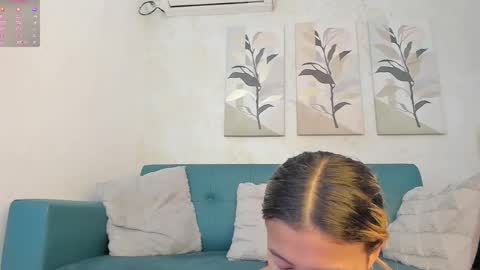 Snapshot of miranda_villa chatting on October 13, 1:03 pm Miranda online show from October 13, 1:03 pm