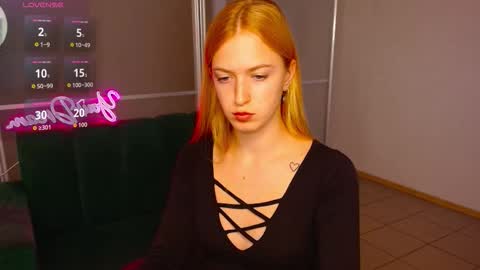 Snapshot of mirandamayers chatting on September 11, 6:14 am MirandaMayers online show from September 11, 6:14 am