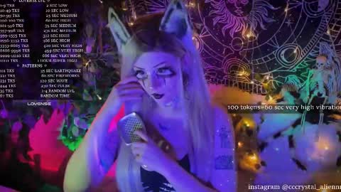 mirareed online show from February 5, 10:02 pm