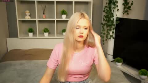 Elsa online show from November 1, 10:47 pm