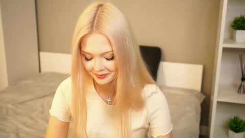 Elsa online show from October 18, 10:11 pm