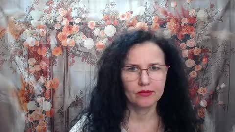 Miroslava Happi online show from April 13, 5:42 am