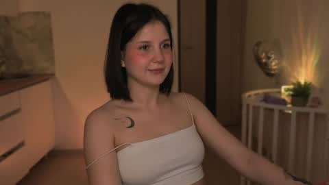 Mira online show from July 28, 8:52 pm