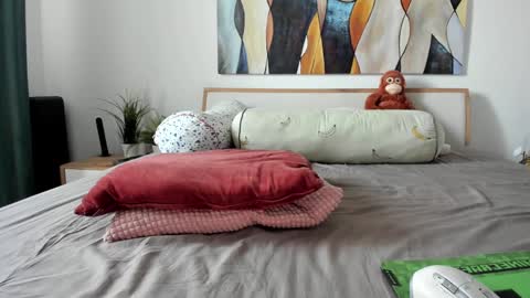 Eva online show from March 5, 8:10 am