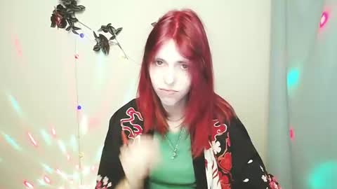 misaki_chan_ online show from June 25, 10:00 pm