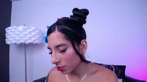 Snapshot of miss___allison chatting on October 1, 11:15 am Allison online show from October 1, 11:15 am