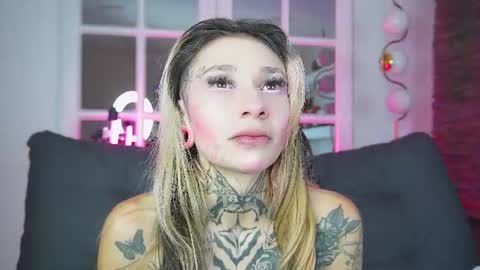 miss___angel online show from June 20, 11:14 am