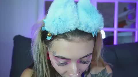 miss___angel online show from June 27, 11:44 am