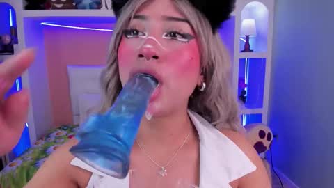 Megan online show from February 18, 2:32 am