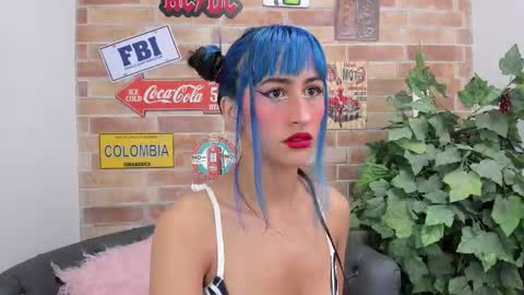 Taylor online show from January 13, 1:33 am