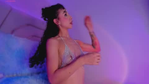 Charlotte online show from November 6, 4:07 am