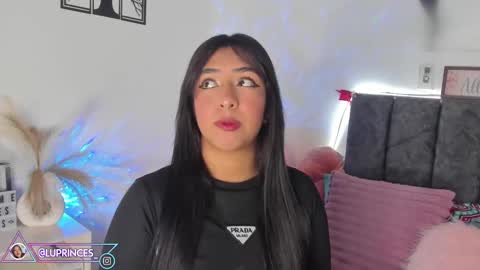 lucy 3 online show from March 4, 2:17 am