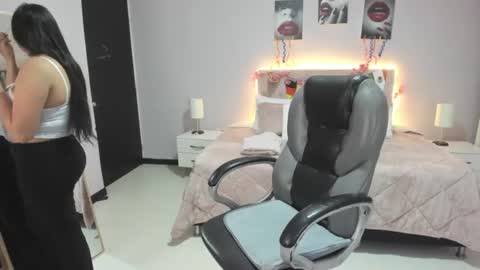 Cataleya online show from July 20, 12:29 pm