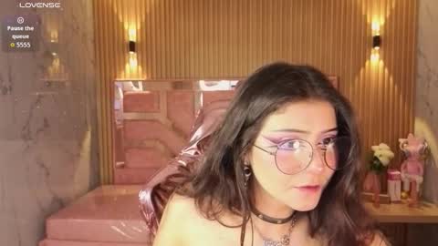 miss_devil_s online show from March 12, 3:42 am