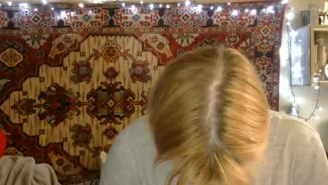 Elis online show from July 1, 11:32 am