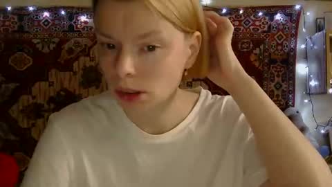 Elis online show from September 23, 11:19 am