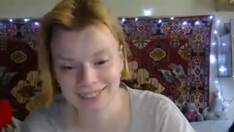 Elis online show from July 3, 11:05 am