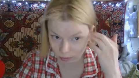 Elis online show from October 3, 11:04 am