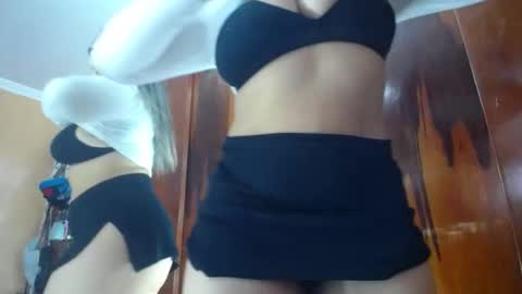 lilieth  online show from January 5, 5:27 pm