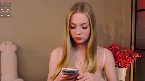 Nicole online show from July 6, 10:56 pm