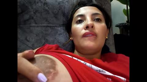 intagram miss selene59 online show from December 14, 11:21 pm