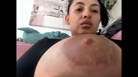 intagram miss selene59 online show from March 4, 7:09 pm