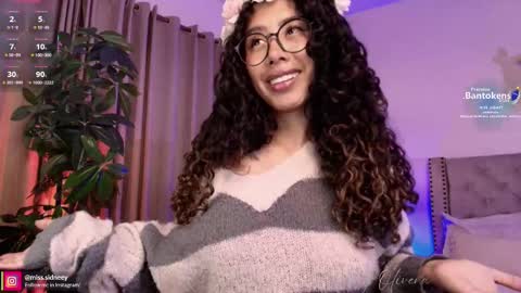 Snapshot of miss_sidney chatting on September 26, 1:20 pm Amy Olivera online show from September 26, 1:20 pm