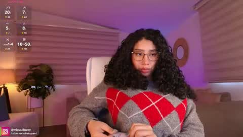 Amy Olivera online show from July 29, 1:00 pm