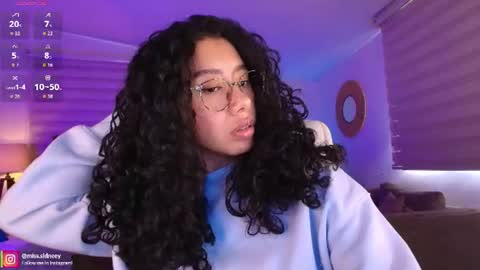 Amy Olivera online show from June 25, 1:02 pm