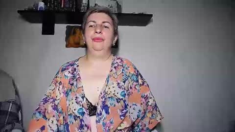 Snapshot of miss_tasha_kom chatting on September 24, 2:16 pm miss_tasha_kom online show from September 24, 2:16 pm
