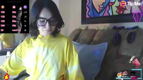 Snapshot of miss_tata chatting on October 15, 3:53 am Tata online show from October 15, 3:53 am