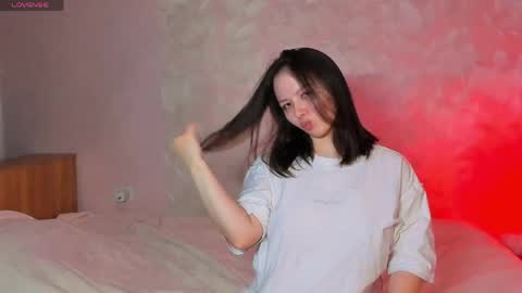JULIE online show from April 23, 12:29 pm