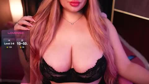 Inna online show from October 25, 6:15 pm