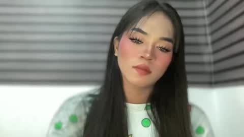 miss_veron_xoxo online show from May 1, 11:30 pm