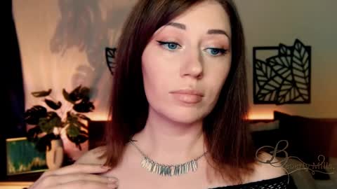 The divine Beverly online show from December 15, 2:37 pm