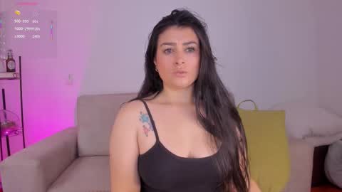 Bianca Torres online show from November 10, 4:24 pm