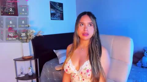 valentina andrea online show from February 26, 10:31 pm